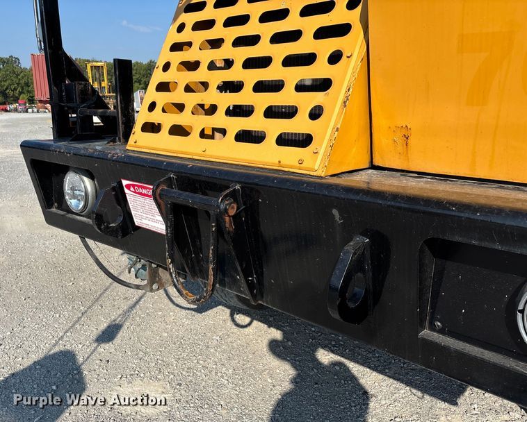 image for item DU1319 1987 Grove 6428G crane