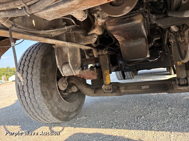 image for item DU1319 1987 Grove 6428G crane