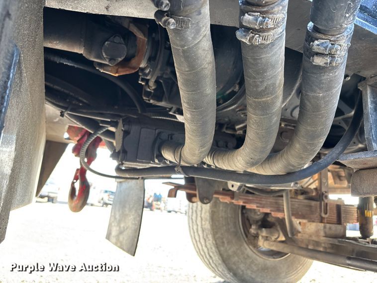 image for item DU1319 1987 Grove 6428G crane