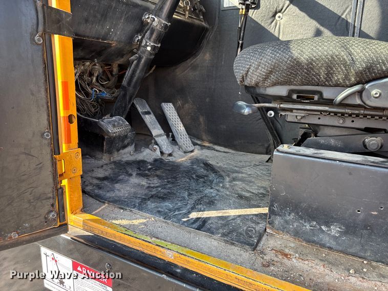 image for item DU1319 1987 Grove 6428G crane