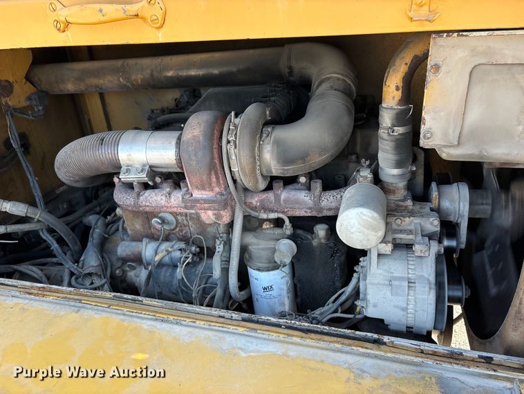 image for item DU1319 1987 Grove 6428G crane