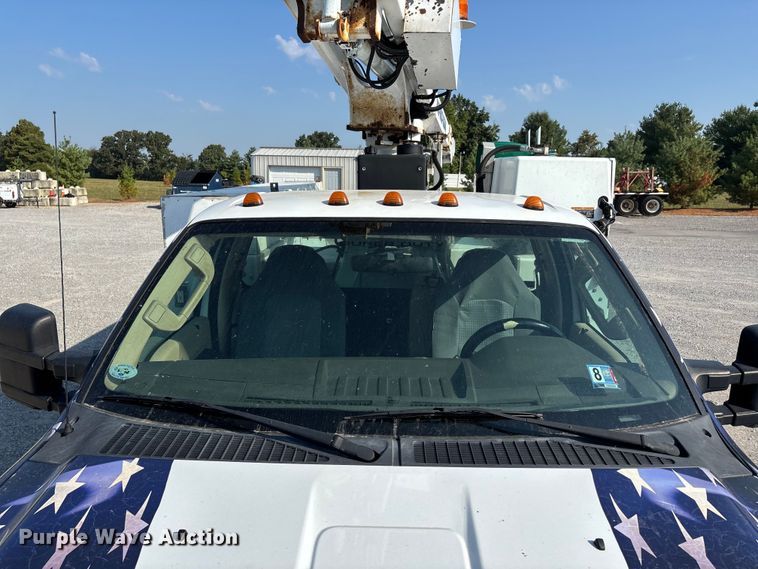 image for item DU1320 2008 Ford F350 Super Duty bucket truck