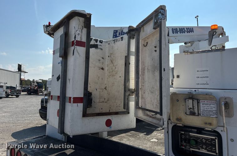 image for item DU1320 2008 Ford F350 Super Duty bucket truck