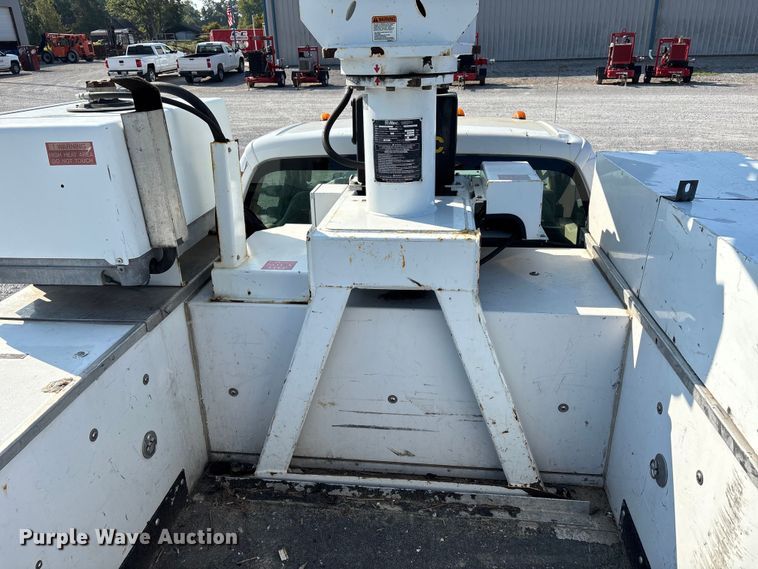 image for item DU1320 2008 Ford F350 Super Duty bucket truck