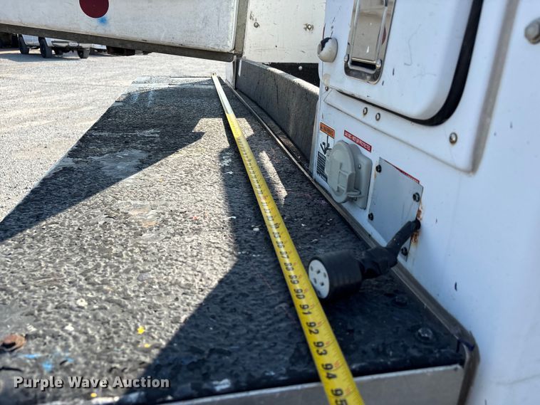 image for item DU1320 2008 Ford F350 Super Duty bucket truck