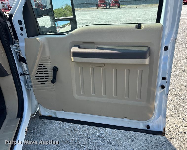 image for item DU1320 2008 Ford F350 Super Duty bucket truck