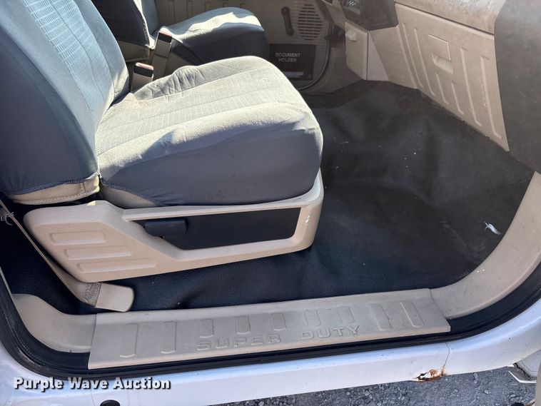 image for item DU1320 2008 Ford F350 Super Duty bucket truck