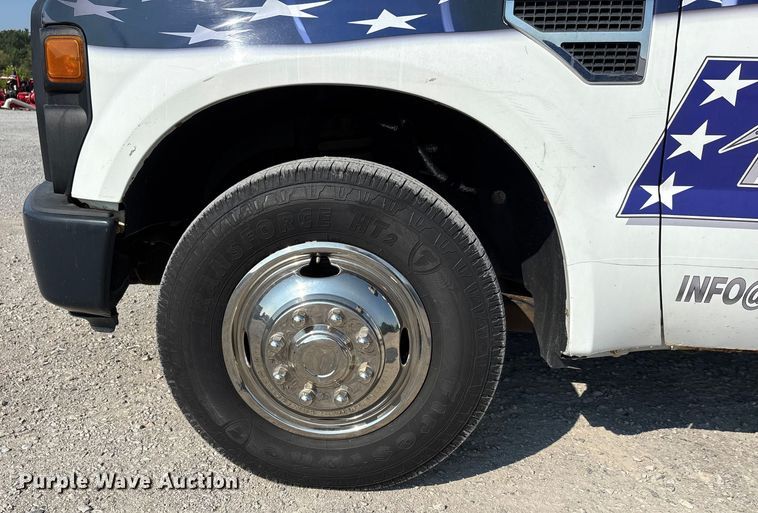 image for item DU1320 2008 Ford F350 Super Duty bucket truck