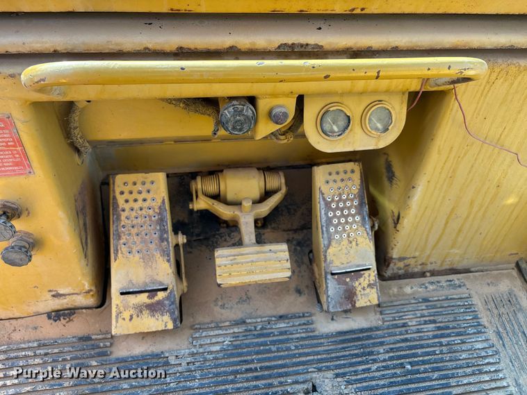 image for item DU1322 1983 Caterpillar 973 track loader