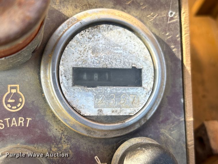 image for item DU1322 1983 Caterpillar 973 track loader