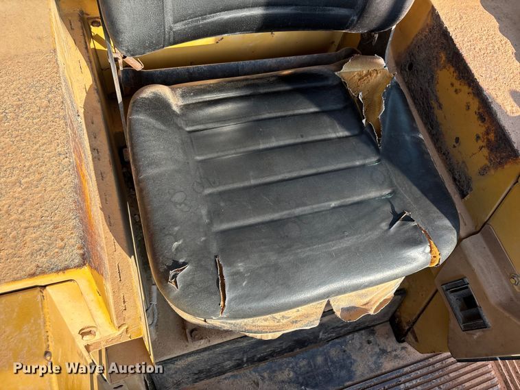 image for item DU1322 1983 Caterpillar 973 track loader