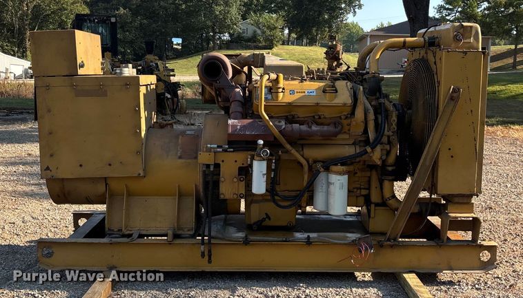 image for item DU1323 Caterpillar 3408 generator