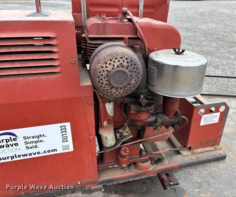 image for item DU1333 Lincoln welder/generator