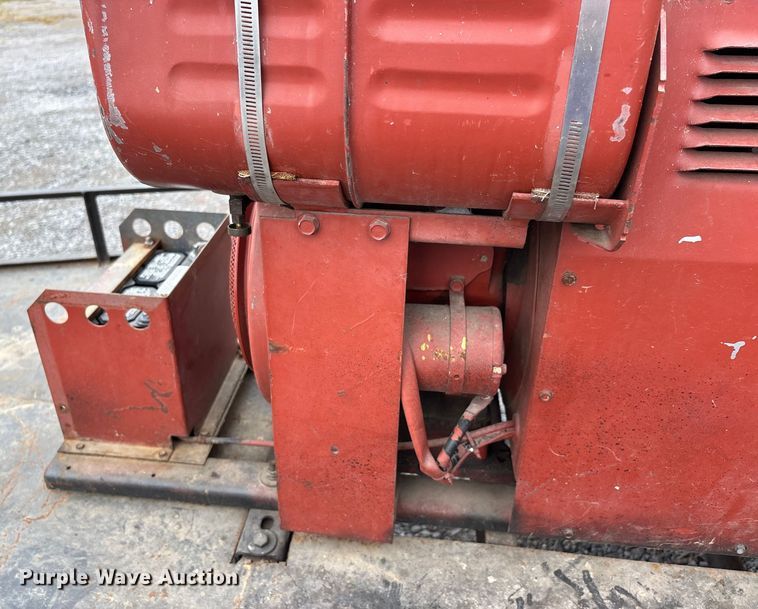 image for item DU1333 Lincoln welder/generator