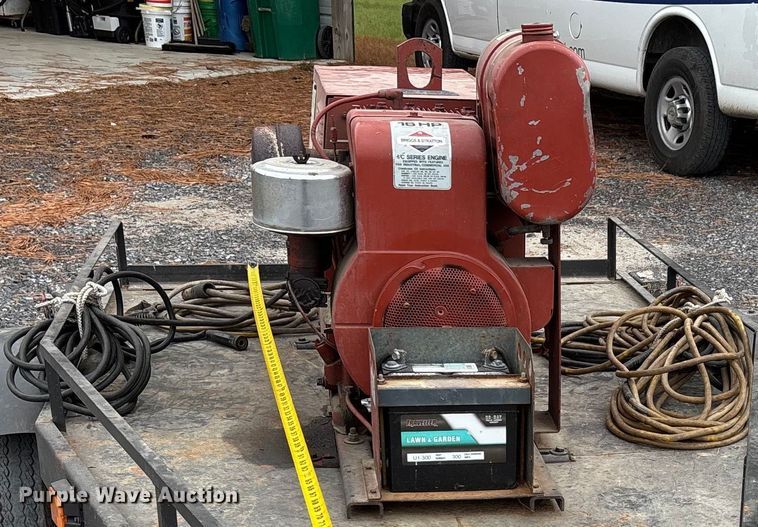 image for item DU1333 Lincoln welder/generator