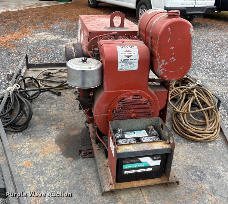 image for item DU1333 Lincoln welder/generator