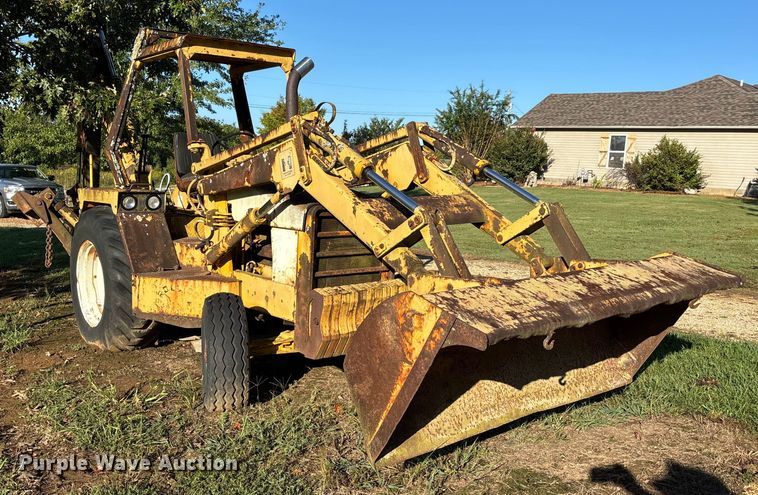 RETROEXCAVADORA INTERNATIONAL HARVESTER 3500