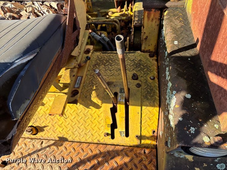 image for item DU1345 International Harvester 3500 landscape tractor