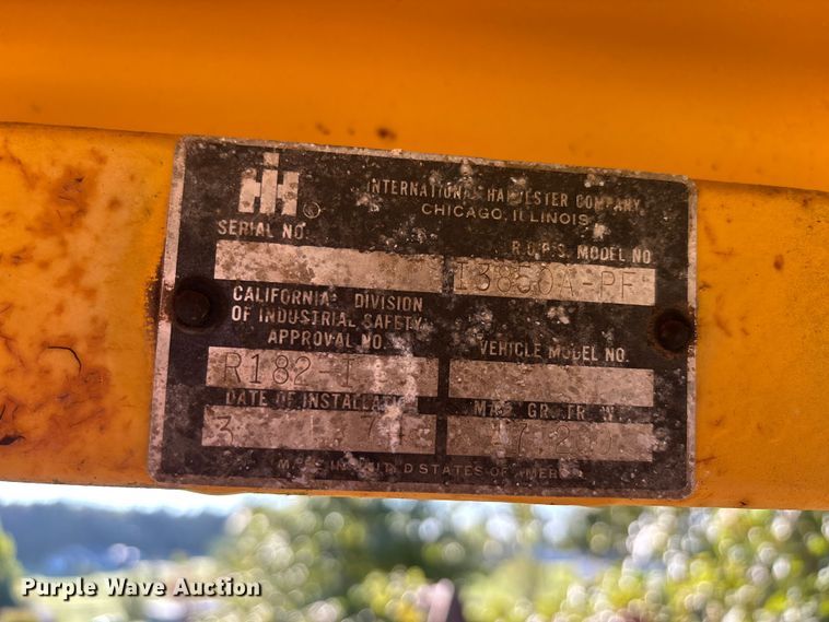 image for item DU1345 International Harvester 3500 landscape tractor