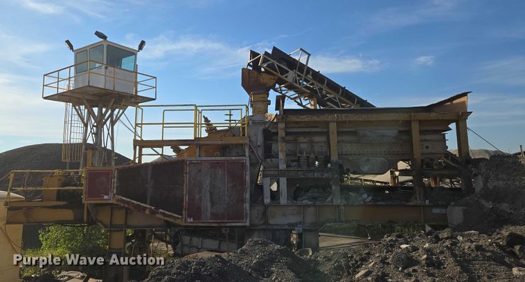 image for item DU6758 Crushing plant
