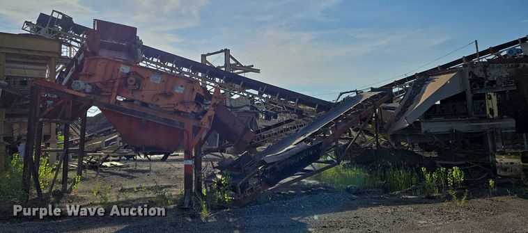 image for item DU6758 Crushing plant