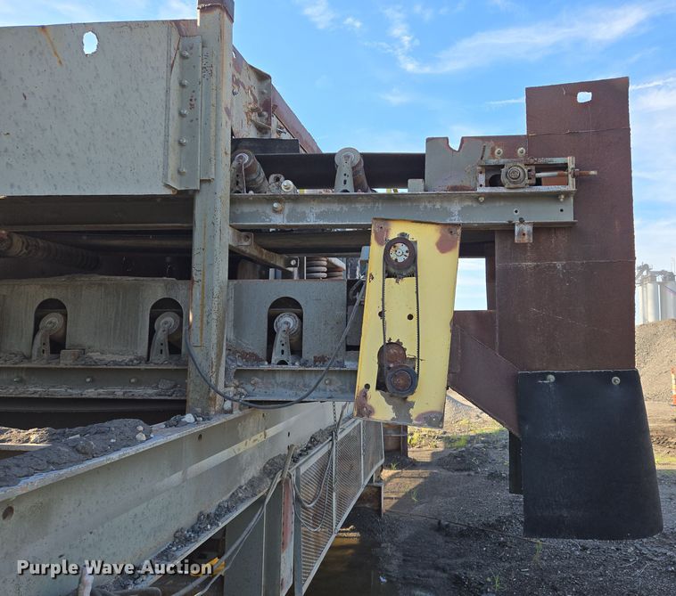 image for item DU6758 Crushing plant