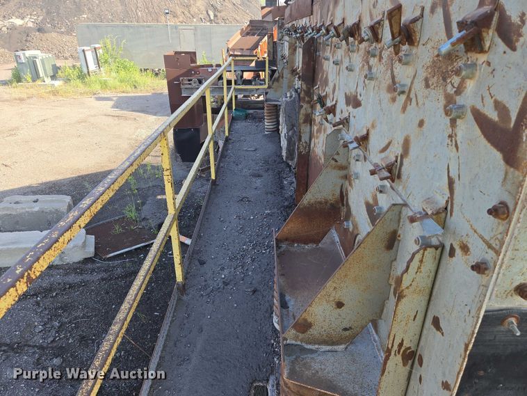 image for item DU6758 Crushing plant