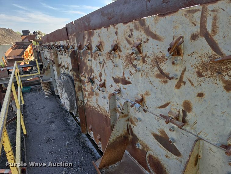 image for item DU6758 Crushing plant