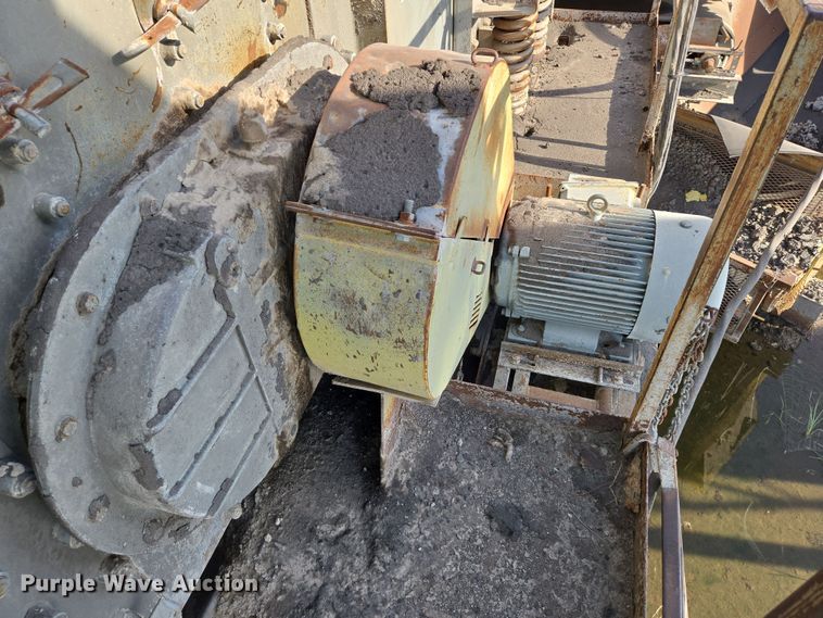 image for item DU6758 Crushing plant