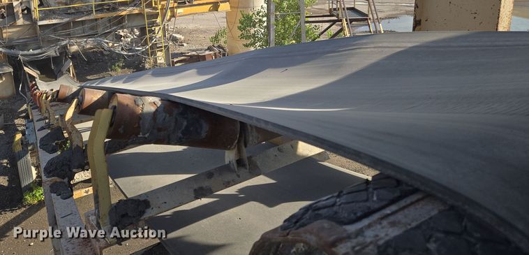 image for item DU6758 Crushing plant