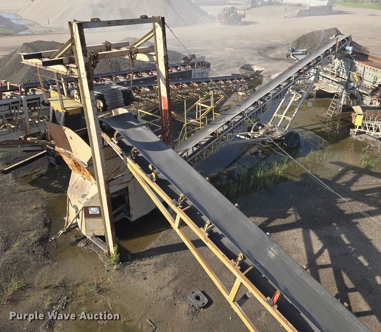 image for item DU6758 Crushing plant