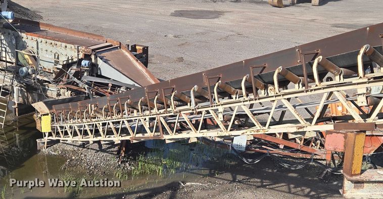 image for item DU6758 Crushing plant