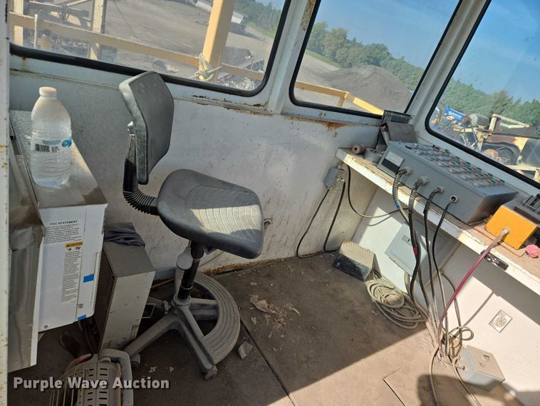 image for item DU6758 Crushing plant