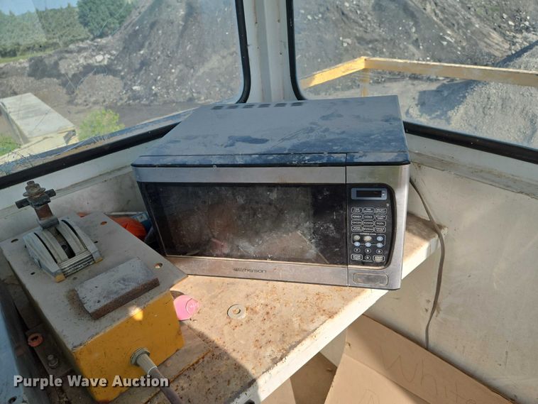 image for item DU6758 Crushing plant