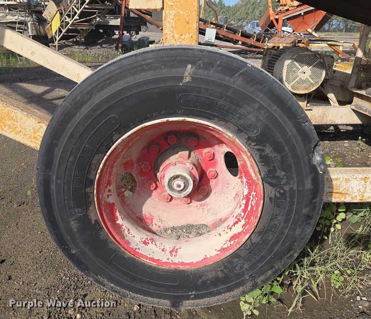 image for item DU6758 Crushing plant