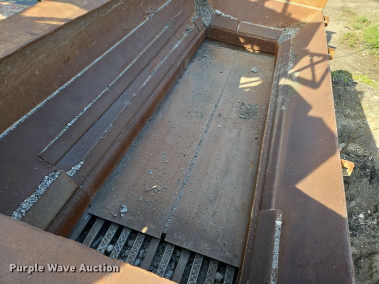 image for item DU6758 Crushing plant