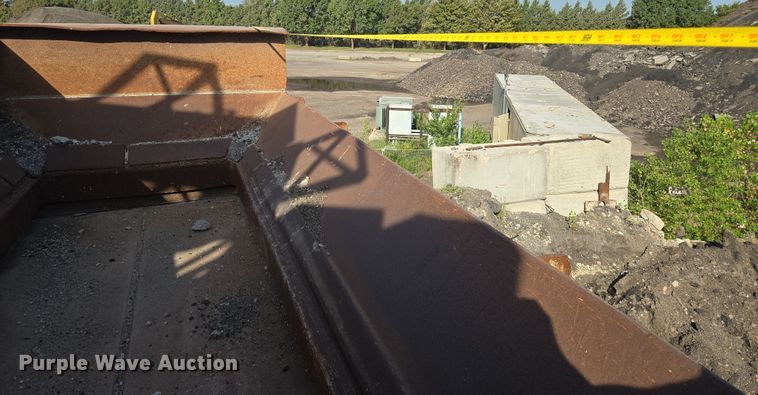 image for item DU6758 Crushing plant