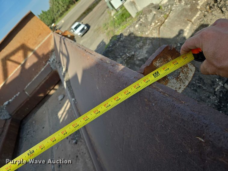 image for item DU6758 Crushing plant