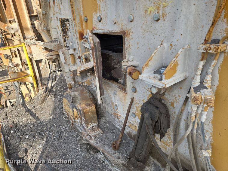 image for item DU6758 Crushing plant