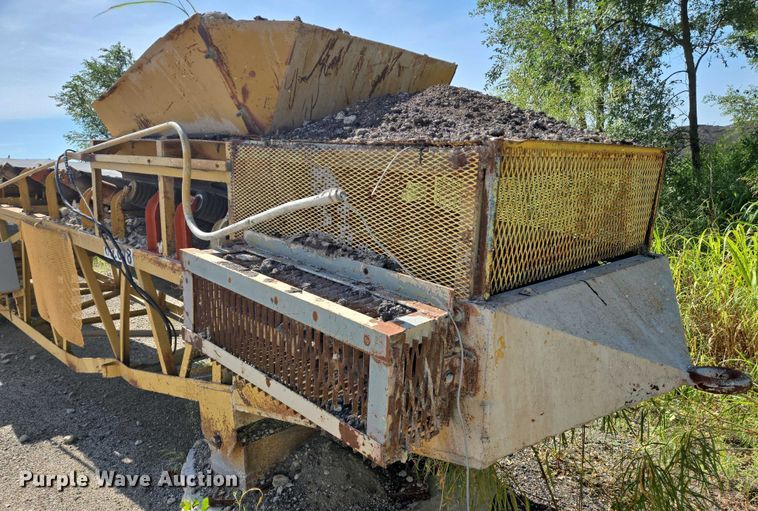 image for item DU6758 Crushing plant