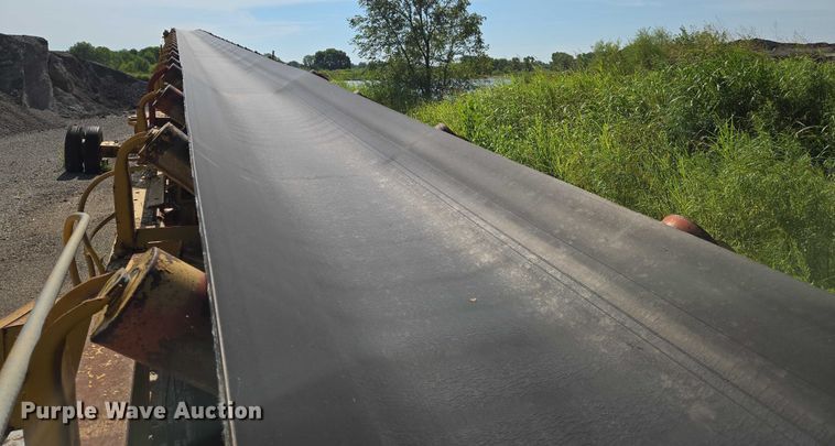 image for item DU6758 Crushing plant