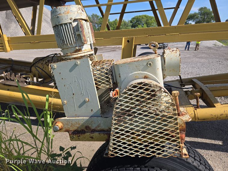 image for item DU6758 Crushing plant