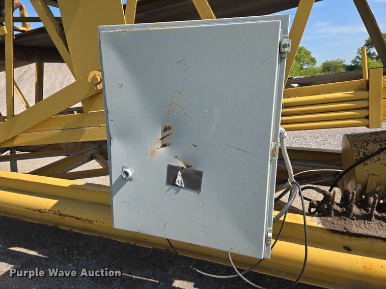 image for item DU6758 Crushing plant