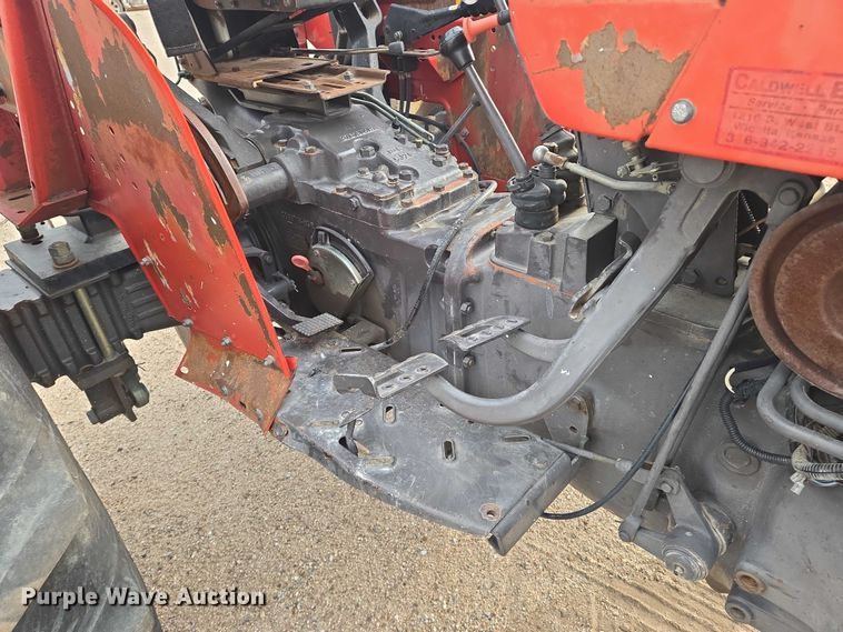 image for item DU6874 1996 Massey Ferguson 235 tractor