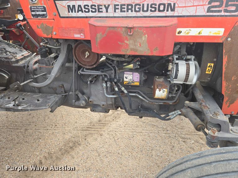 image for item DU6874 1996 Massey Ferguson 235 tractor