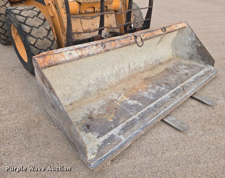 image for item DU6875 2008 Case 465 skid steer loader