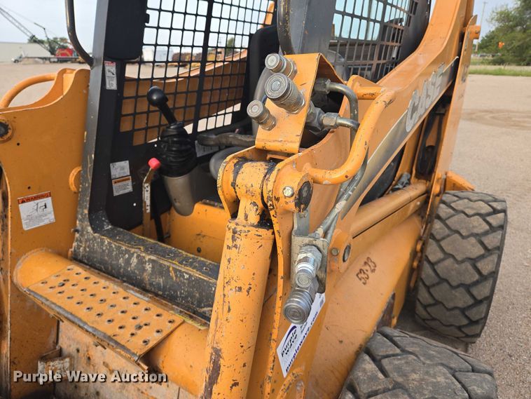 image for item DU6875 2008 Case 465 skid steer loader