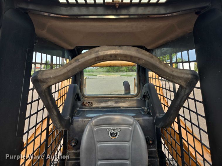 image for item DU6875 2008 Case 465 skid steer loader