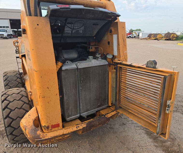 image for item DU6875 2008 Case 465 skid steer loader