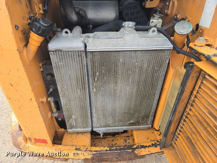 image for item DU6875 2008 Case 465 skid steer loader